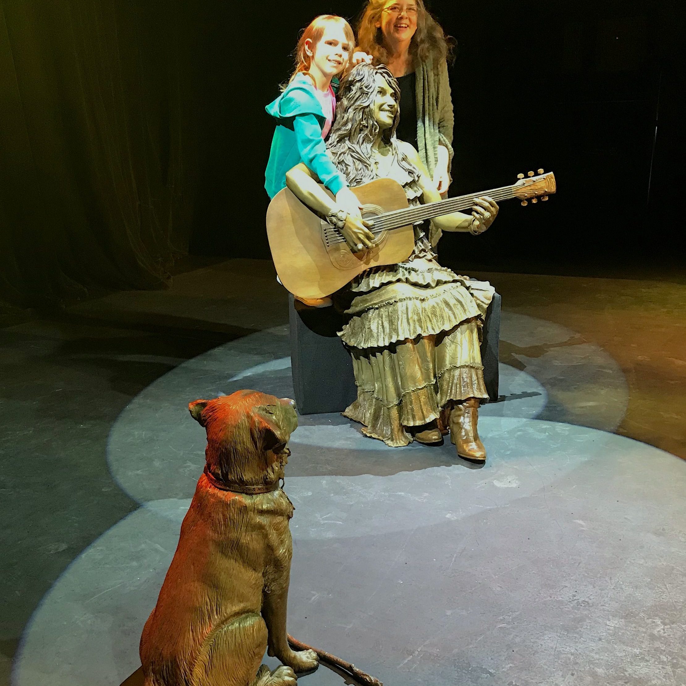 Bronze statue of singer with Texas, artist Bridgette Mongeon