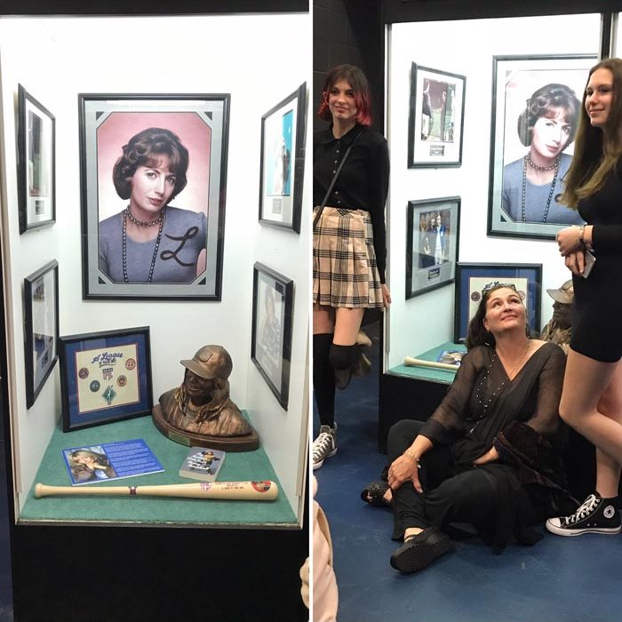 penny Pennymarshall sculpture
